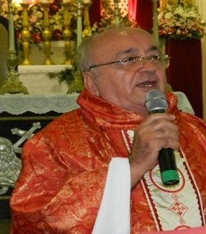 Vereador acusa padre de extorquir dinheiro dos fiéis