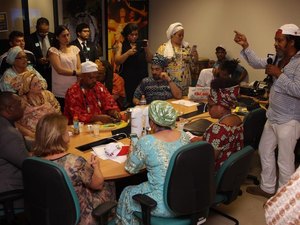 Manifestantes ocupam Ministério da Cultura por políticas para movimentos de matriz africana
