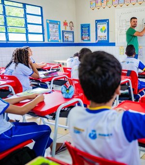 Prefeitura de Arapiraca publica edital para concurso da Educação; inscrições começam no dia 07