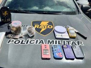 Denúncia de violência doméstica leva à prisão por tráfico de drogas em Maceió