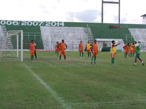 Vetados pelo DM, Edson Veneno e Nilton desfalcam Coruripe diante do CEO 