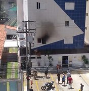 Incêndio em hotel na Jatiúca mobiliza Corpo de Bombeiros