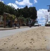 População reclama de poeira e buracos com obras estruturantes em ruas de Arapiraca