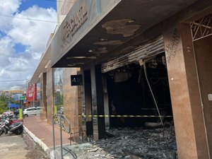 Polícia Civil identifica suspeito por incêndio criminoso em instituição financeira de Arapiraca