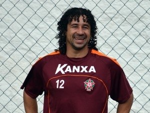 Linense acerta com Gleidson, ex-CRB, e Clébson, ex-Boa Esporte