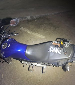 PM recupera motos roubadas e apreende arma de fogo em Arapiraca e Piranhas