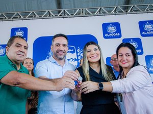 Em Senador Rui Palmeira, Paulo Dantas inaugura Cisp, entrega casas, caminhão e anuncia novas ações