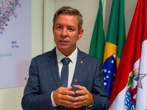 Aprovado PL de Cabo Bebeto que proíbe bloqueadores hormonais em menores de 16 anos