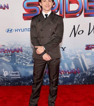 Tom Holland diz que se sentia muito culpado por mentir sobre filme do Homem Aranha em entrevistas