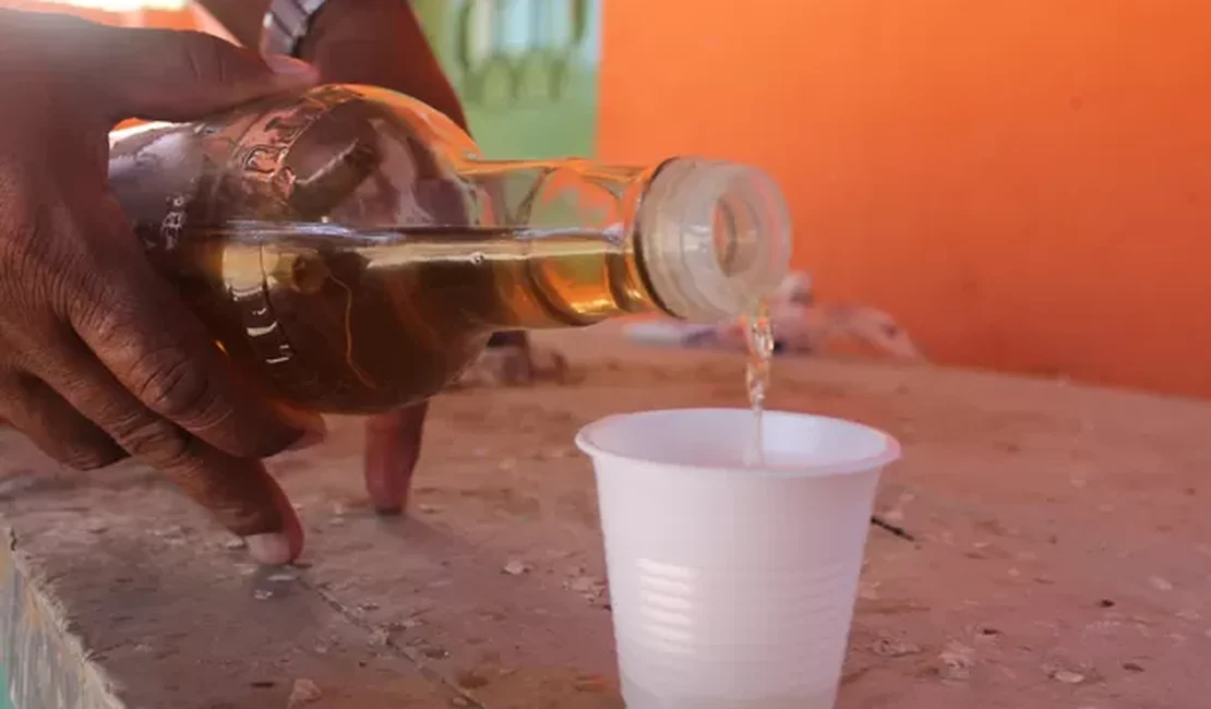 Bebia tradicional vira principal suspeita de intoxicação em massa no Sertão