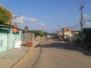 Criminosos assaltam lanchonete no bairro Batingas em Arapiraca