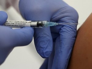 Paraná faz acordo com Rússia para produzir vacina contra coronavírus