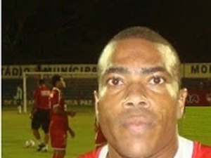 Jogando futebol amador, ex-lateral do ASA sofre parada cardíaca e morre