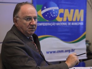 Presidente da CNM diz que Municípios encerrarão o ano de forma caótica