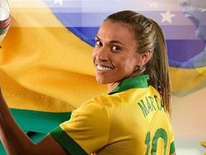 Alagoana Marta consegue nacionalidade sueca, mas continua defendendo o Brasil
