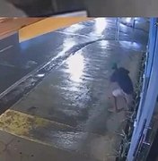 Homem invade pizzaria na Jatiúca durante a madrugada e furta celulares