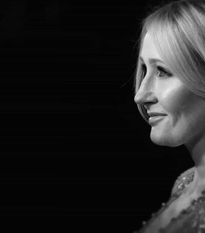 Autores deixam agência de JK Rowling após declaração transfóbica