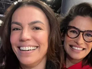 Renata Vasconcellos se confunde e volta ao trabalho um dia antes do fim das férias