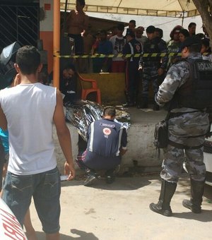 [Vídeo] Dono de bar é executado a tiros enquanto trabalhava