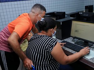 Inscrições continuam abertas para jovens e adultos que desejam acelerar o processo de escolarização