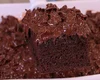 Aprenda a receita viral e deliciosa de bolo de chocolate crocante