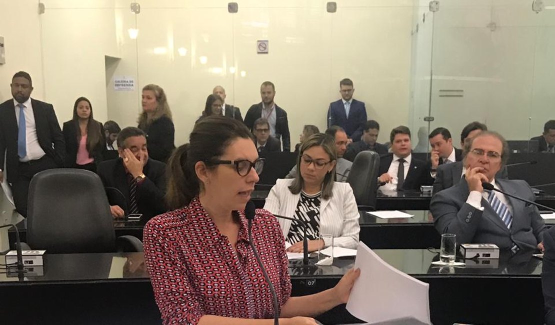 Deputada Jó Pereira reforça que lei do rateio do Fundeb não permite descontos previdenciários