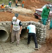 Prefeitura de Arapiraca adianta obras no Riacho da Secura 