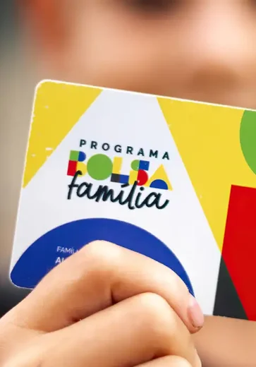Beneficiários com NIS de final 7 recebem Bolsa Família de julho