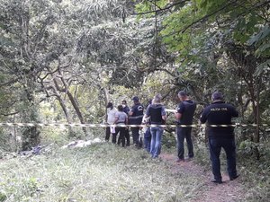 Populares encontram corpo em avançado estado de decomposição na Serraria