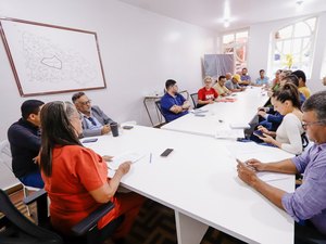 Prefeita se reúne com SindPrev e reafirma compromisso com mesa permanente de negociação