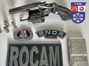 Suspeito tenta se esconder dentro de casa em Arapiraca mas acaba preso