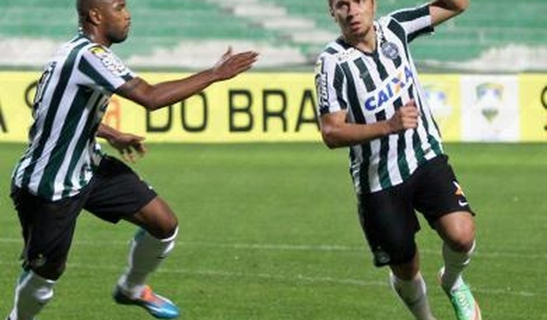 Santos perde em Londrina e Coritiba bate o Paysandu