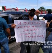 Taxistas do interior fazem protesto em Maceió pela volta das atividades