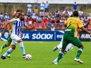 Série C: Salgueiro e Moto surpreendem, Sampaio entra no G4 e CSA segue líder