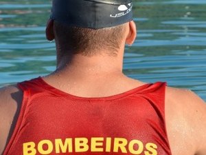 Bombeiros reiniciam buscas por idoso desaparecido em barragem