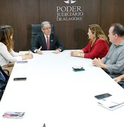 Presidente do TJAL e prefeita discutem realização do 'Arraial da Cidadania' em Porto Calvo