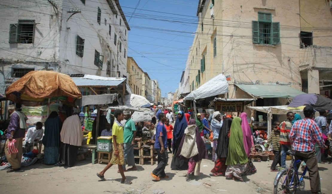 Ataque com carros-bomba do Al Shabab deixa ao menos 13 mortos na Somália