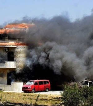 Explosão de tanque de combustível mata 28 pessoas no Líbano