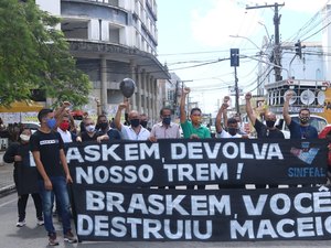 Ferroviários e moradores de Bebedouro protestam contra a Braskem