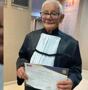 Aos 77 anos, aposentado passa na OAB e vira advogado: 'Nunca é tarde'