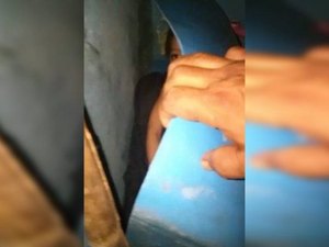 Criança de 3 anos é encontrada amarrada dentro de barril, em SP