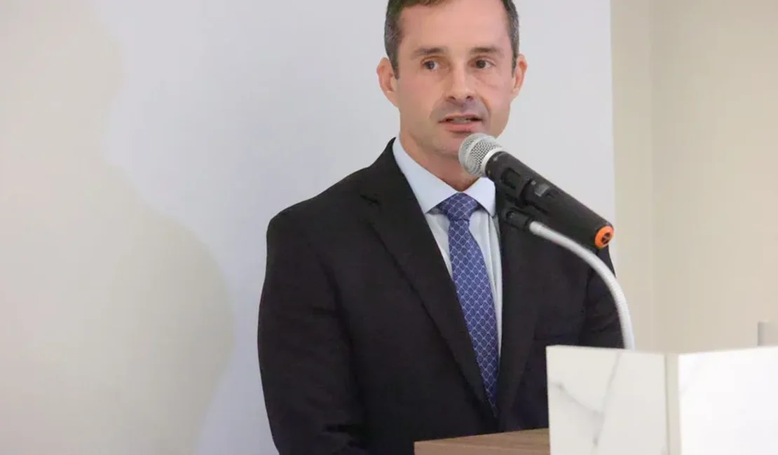 Bruno Toledo é eleito conselheiro do Tribunal de Contas de Alagoas