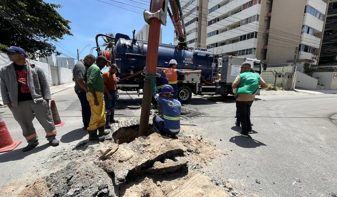 Prefeitura autua BRK Ambiental por ligação clandestina de esgoto na Ponta Verde