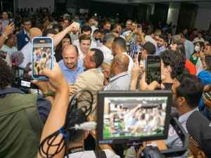 Em espaço concorrido, Republicanos realiza evento com representantes de 77 municípios alagoanos.