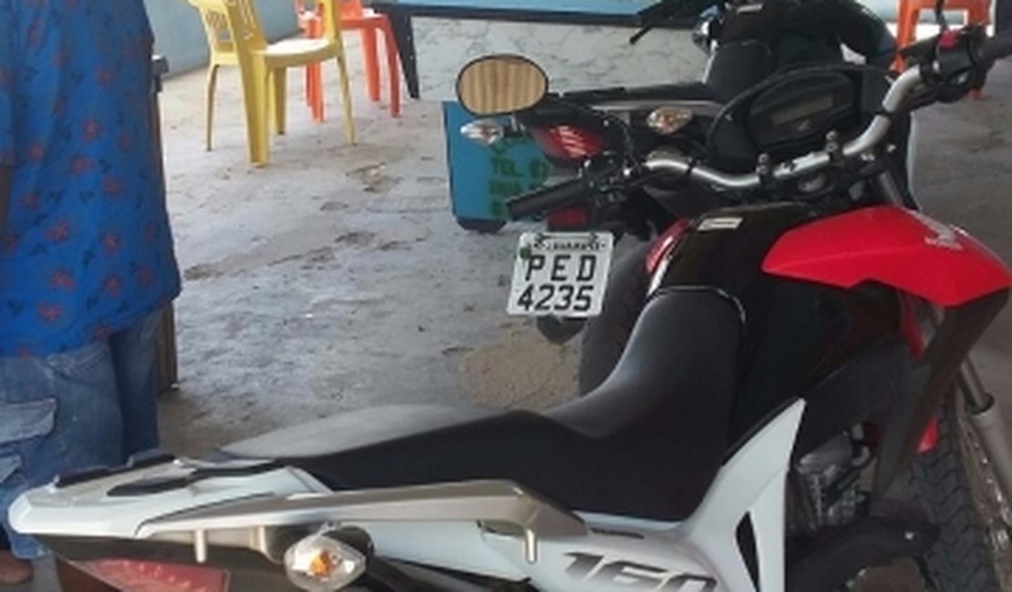 Homem é preso com motocicletas adulteradas e documentos falsos