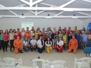 Nutricionistas e merendeiras da Prefeitura de Penedo participam de jornada técnica