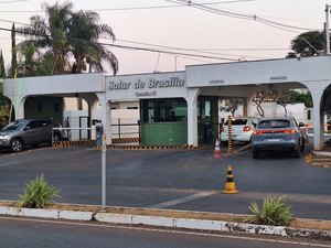 Moraes autoriza Bolsonaro a comemorar aniversário da filha em casa
