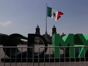 Terremoto faz prédios balançarem com força no México