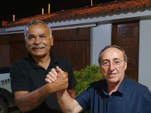 Tarcizo Freire inaugura comitê de campanha em Arapiraca