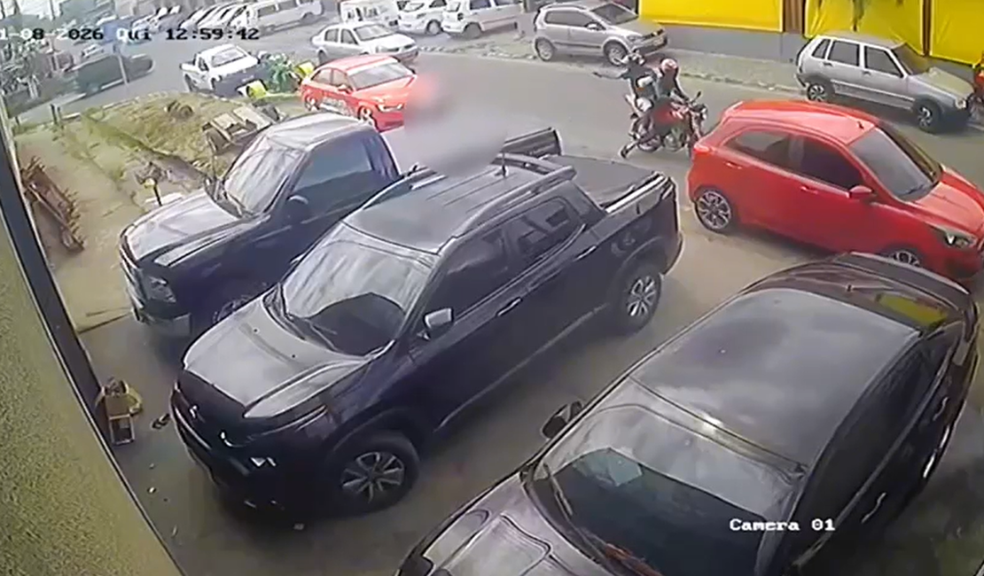 Polícia divulga imagens de suspeitos de tentativa de homicídio no Tabuleiro